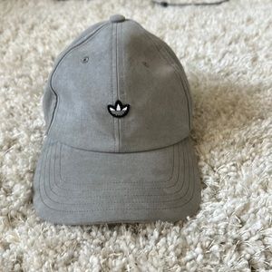 Adidas baseball cap - suede